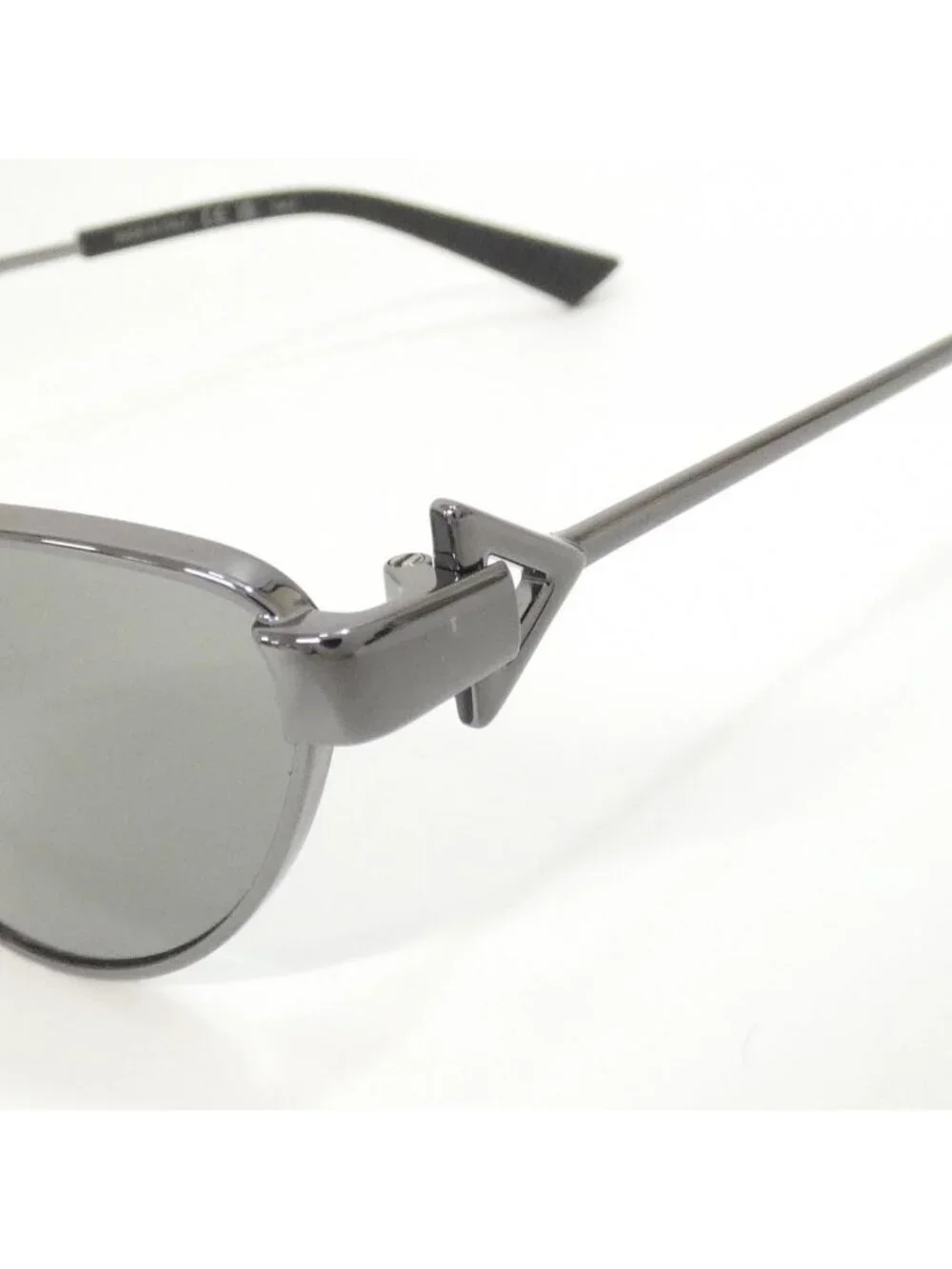 Bottega Veneta BV Sunglasses Eyewear